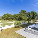Apartamento With Parking Space Valbandon, - 16261 *