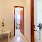 With Parking Space Valbandon, - 16261 Apartamento *